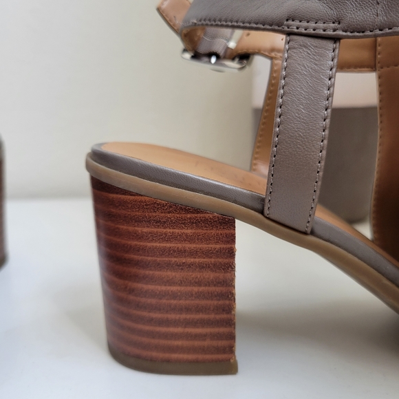 Franco Sarto block heel sandals - Picture 7 of 10